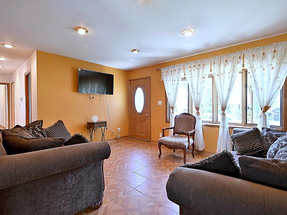 4th image of 108 Cedar Cir