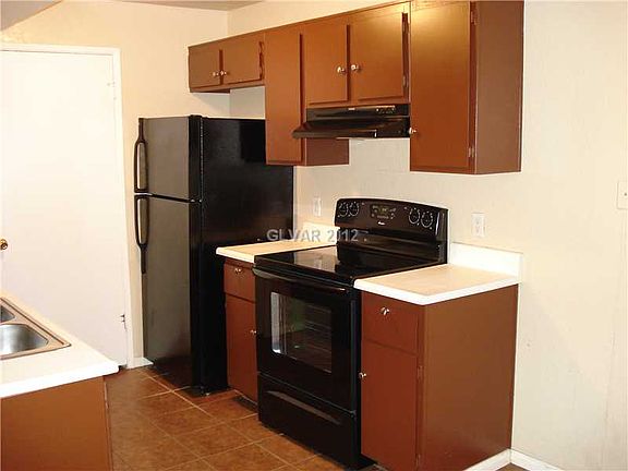5th image of 5251 Mission Carmel Ln APT 201
