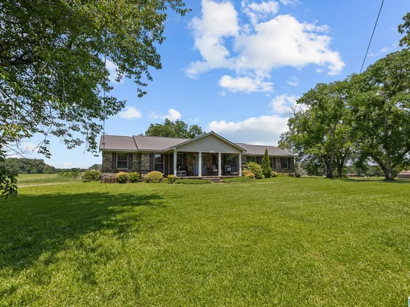 301 County Road 44, Jemison, AL 35085