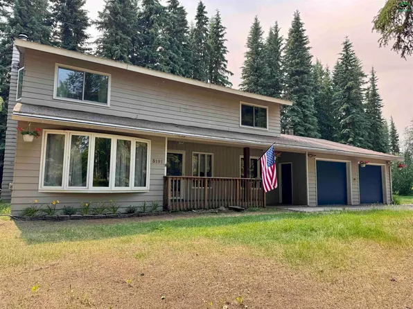 3191 Kris Kringle Dr, North Pole, AK 99705