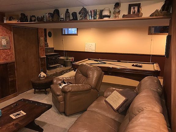 Another view of Gameroom