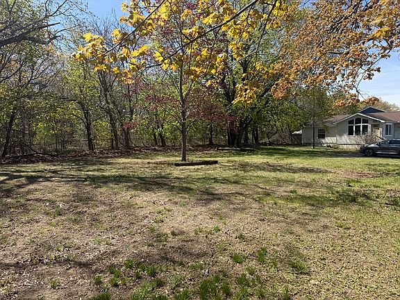 4th image of 0 Barnard Ct