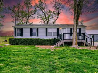 20241 Hamilton Rd, Valley Falls, KS 66088