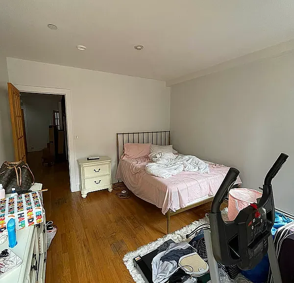 346 Grand St #2A — Photo 16