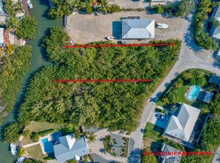 63 Sugarloaf Dr, Sugarloaf Key, FL 33042