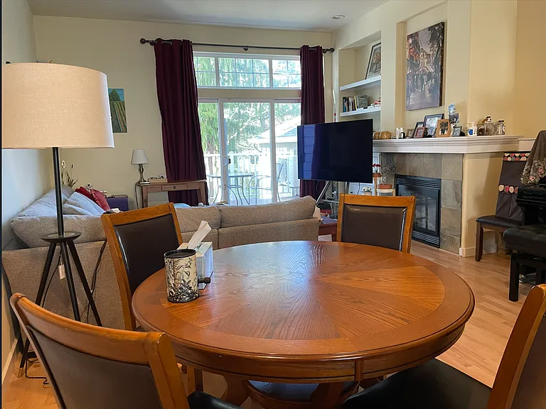 1622 Huckleberry Cir — Photo 3