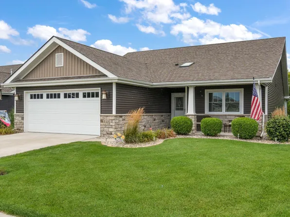 9430 Beacon Pointe Ln, Cedar Lake, IN 46303