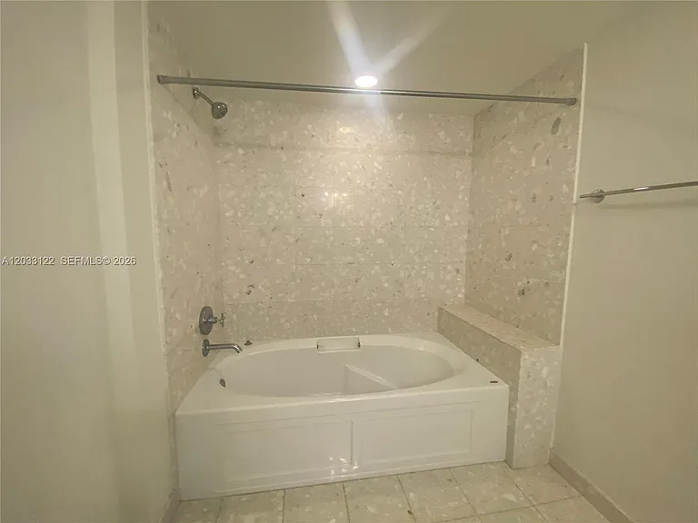 185 SW 7th St #4206 — Photo 8