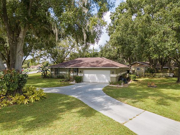 4th image of 3131 Lois Ct