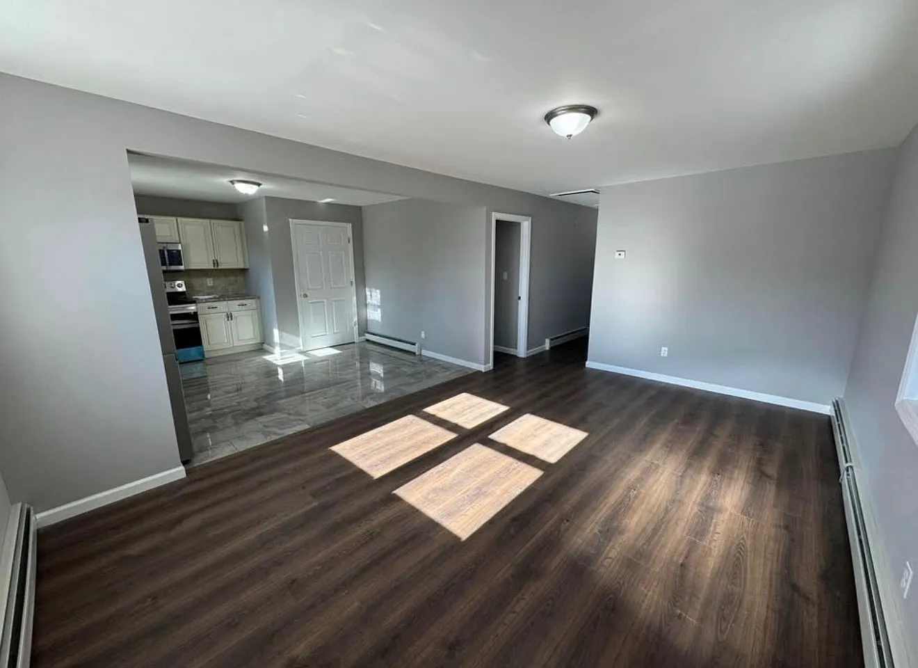 4 bed, $4,000 — Photo 3