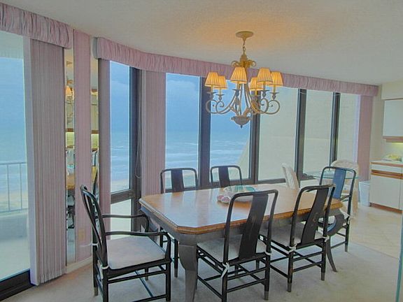 4th image of 334 Padre Blvd #1101