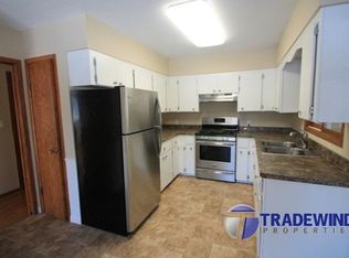 18031 Valley View Dr, Jordan, MN 55352