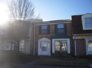 589 Chancery Ln, Virginia Beach, VA 23452
