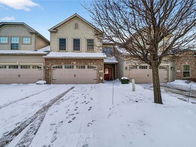 300 Lakewick Ln, Willowick, OH, 44095