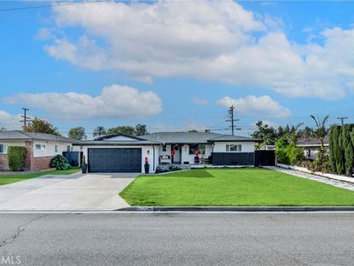 176 N Jetty Dr, Orange, CA, 92868