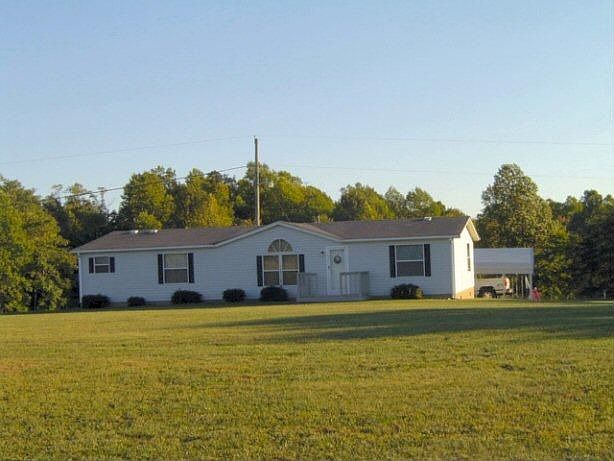 2nd image of 500 Airport Rd