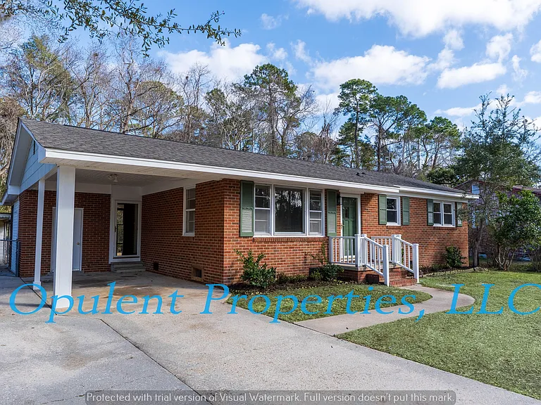 834 Savage Rd — Photo 2