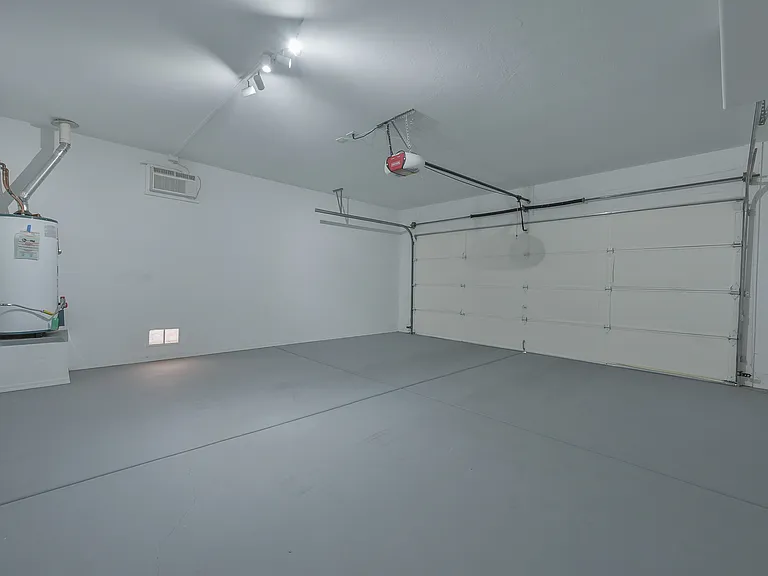 114 W Freddie Canyon Way — Photo 33