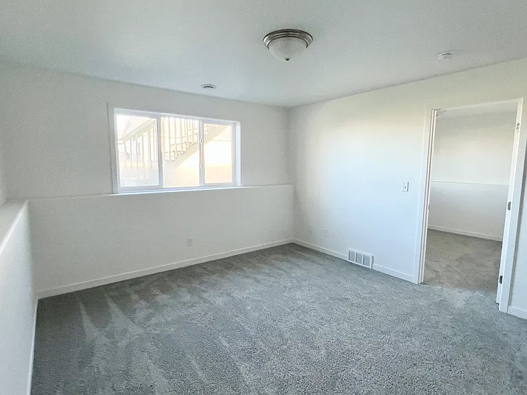 6886 Joseph St — Photo 22