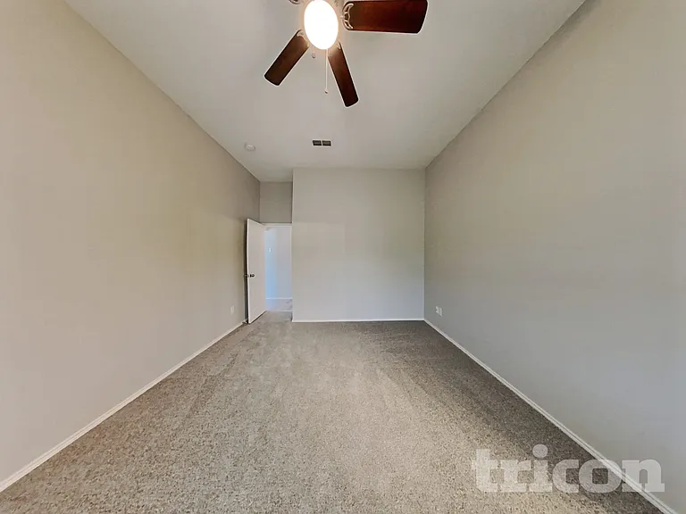 2745 Castro Ln — Photo 8
