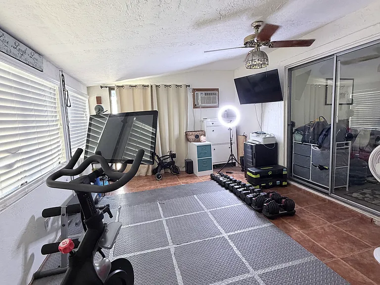 Arizona room