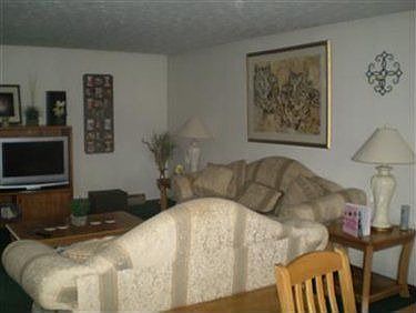 2nd image of 5524 London Dr