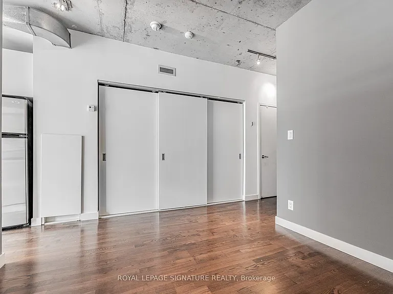 42 Camden St #605 — Photo 14