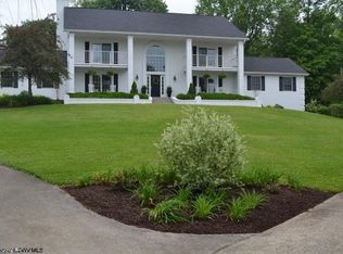 3337 Collins Ferry Rd, Morgantown, WV 26505