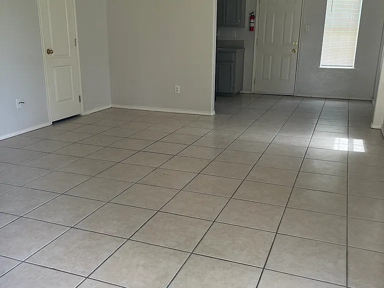 20602 Alta Vista Ct #B — Photo 2