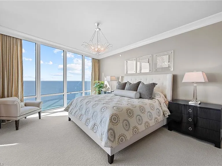 3991 Gulf Shore Blvd N #Penthouse 101 — Photo 23