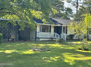 115 Canary Ln, Lizella, GA 31052