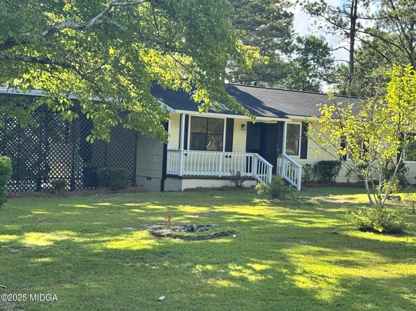 115 Canary Ln, Lizella, GA 31052