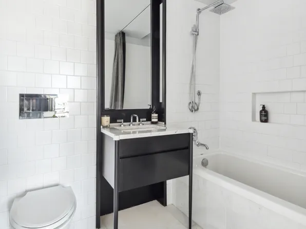 50 Greenpoint Avenue 6H image 10 of 10