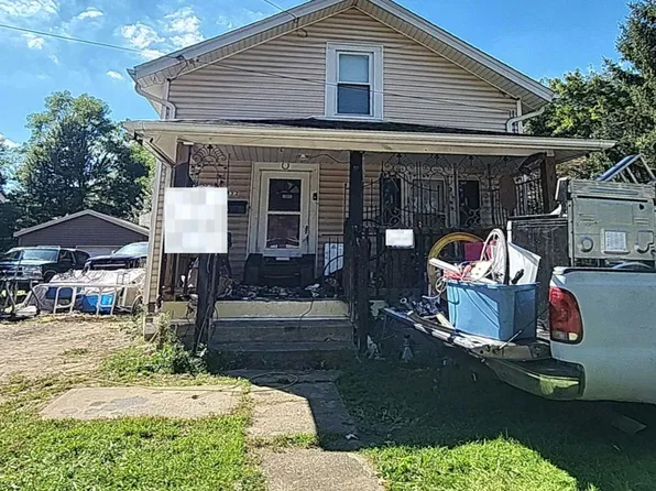 132 E State St, Barberton, OH 44203