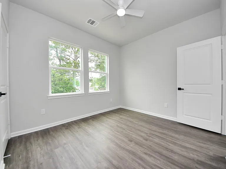 303 S Utah St — Photo 23