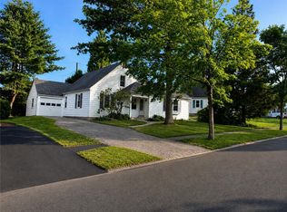 974 Juniper Rd, Hellertown, PA 18055
