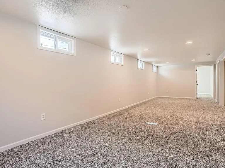 3074 S Robin Way — Photo 23