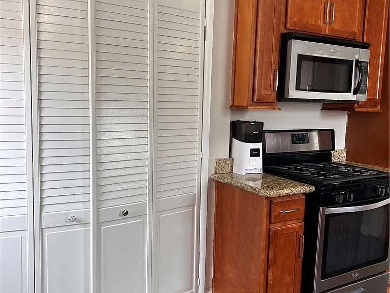 6607 Aura Ave — Photo 11