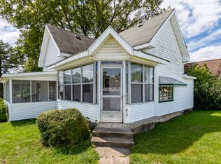 687 Plum St, Noblesville, IN 46060