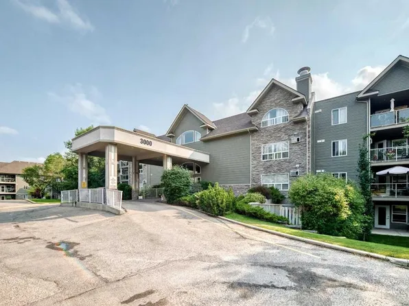 3000 W Millrise Point SW #3425, Calgary, AB T2Y 3W4