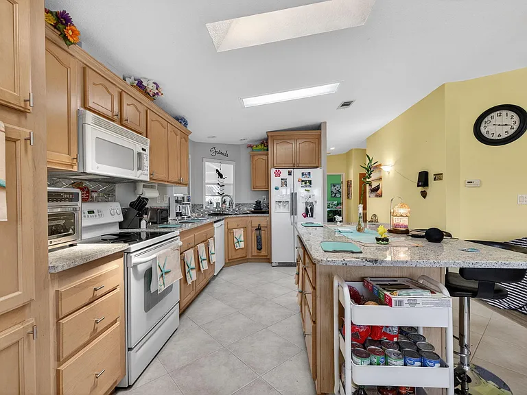 2820 Eagles Nest Way — Photo 10