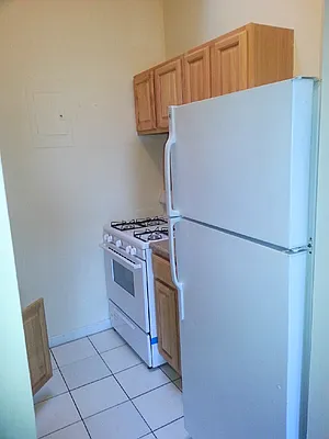 Rented by Safeguard Realty Management | media 28