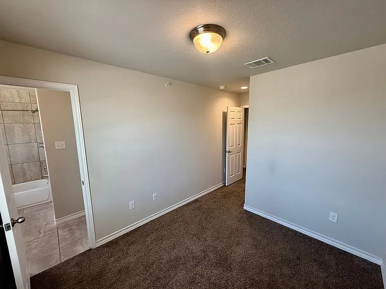8331 Breezy Cv #4 — Photo 19