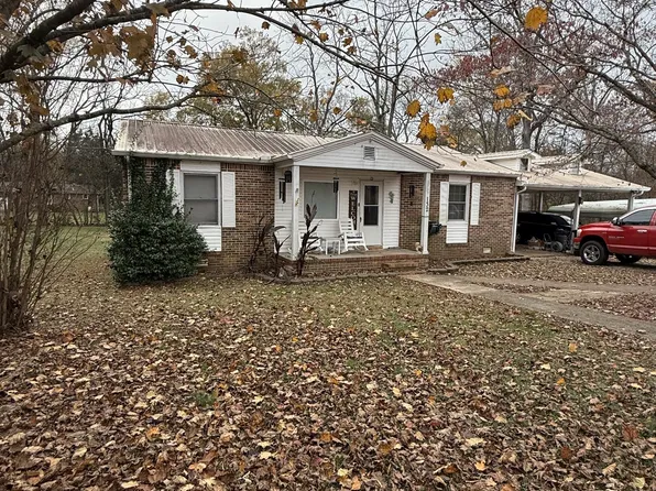 132 Teakwood Cir, Rock Island, TN 38581