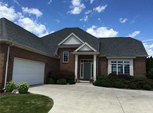1520 Gleneagles Dr, Bowling Green, OH