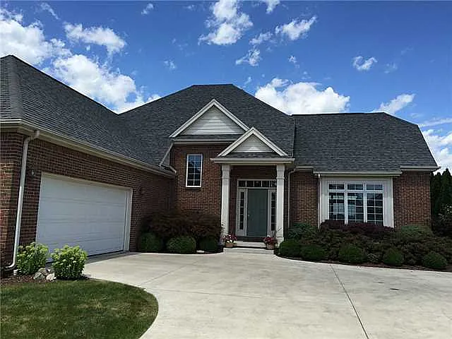 1520 Gleneagles Dr photo 1