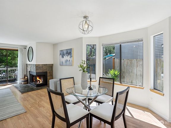 5th image of 9653 NE 121st Lane