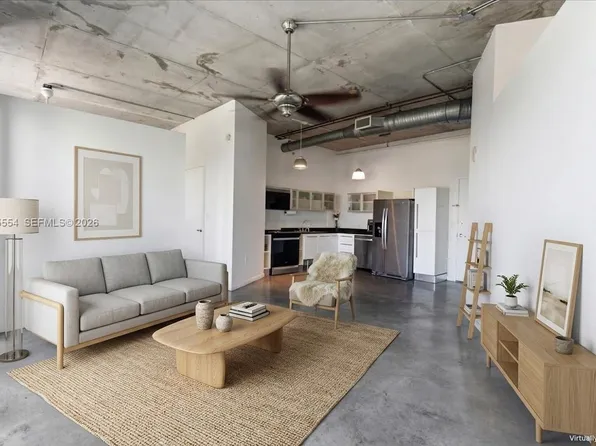 10 SW South River Dr APT 806, Miami, FL 33130