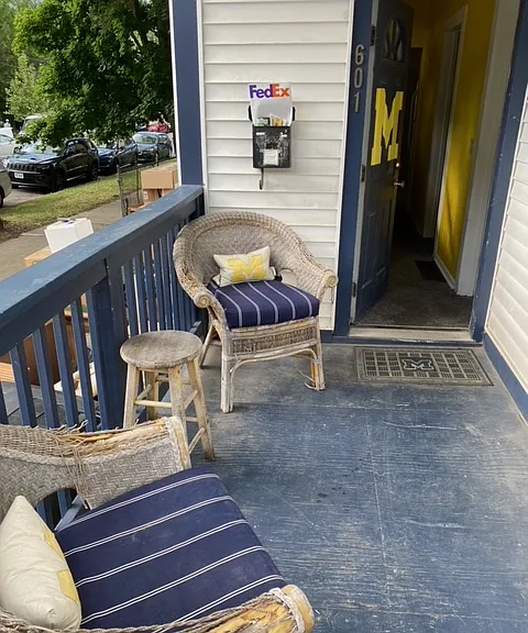 Front porch entry to M House