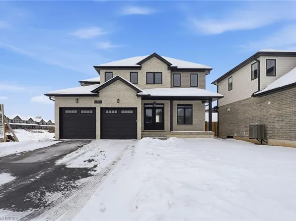 102 Oak Ave, Paris, ON N3L 0J6